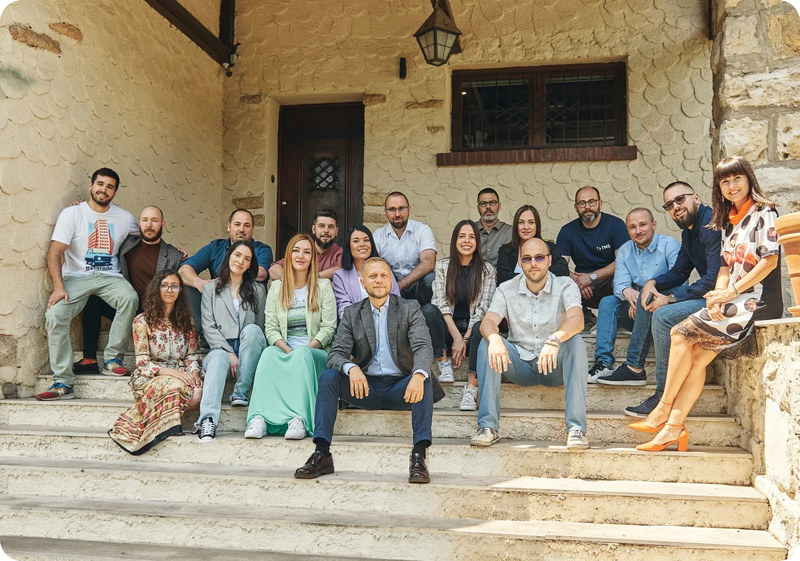 team-image